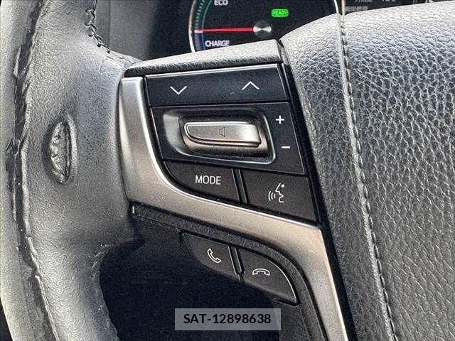 Toyota CROWN SEDAN 2016-10 7357319-24