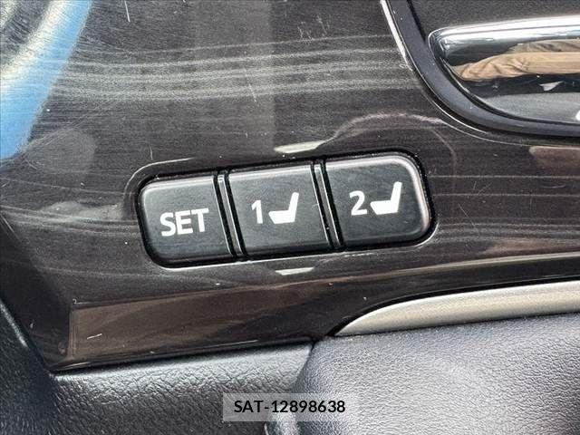 Toyota CROWN SEDAN 2016-10 7357319-5