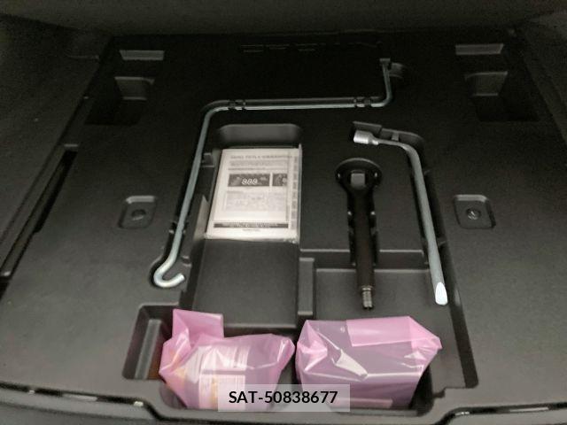 Toyota CROWN SEDAN 2020-02 7357316-14