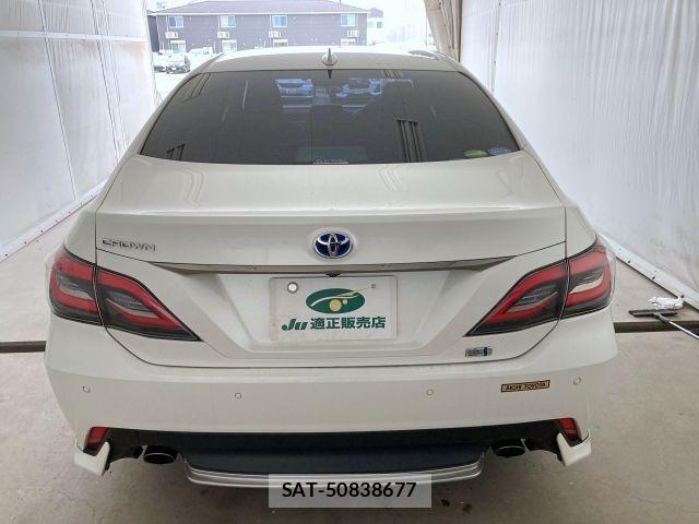 Toyota CROWN SEDAN 2020-02 7357316-5