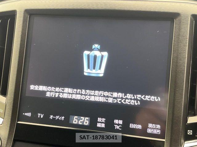 Toyota CROWN SEDAN 2018-04 7357306-3