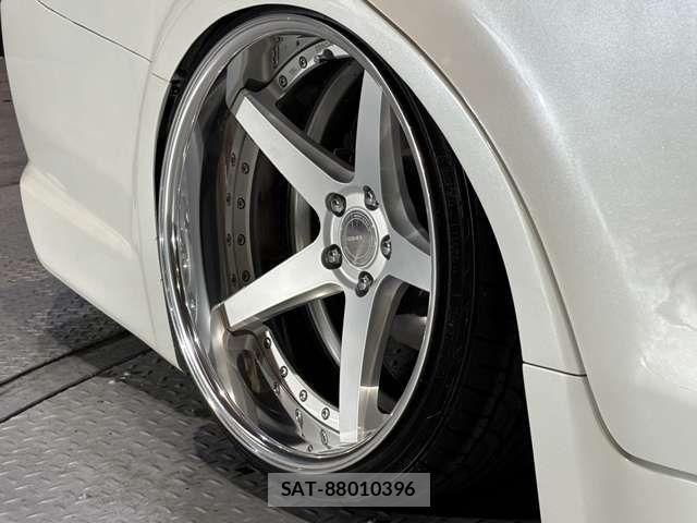 Toyota CROWN SEDAN 2015-11 7357294-18