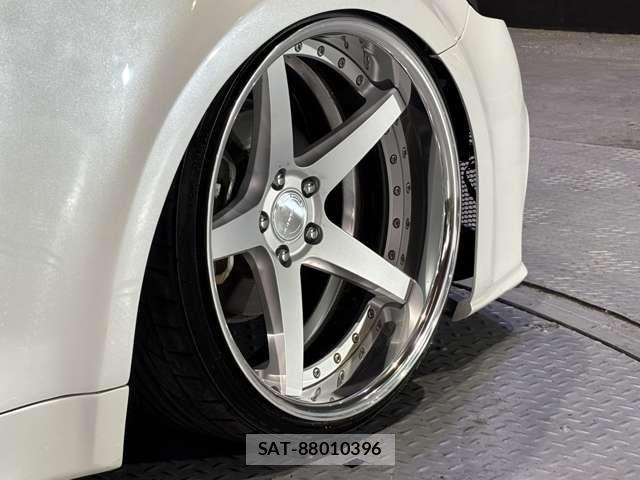 Toyota CROWN SEDAN 2015-11 7357294-19