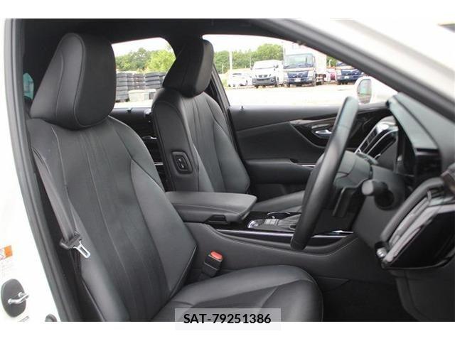 Toyota CROWN SEDAN 2018-09 7357297-21