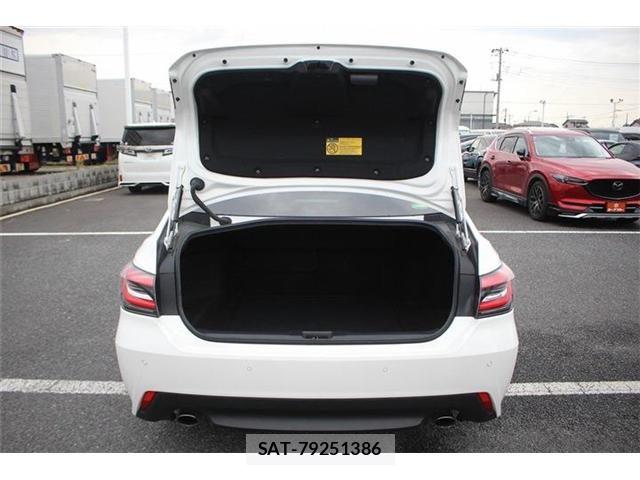 Toyota CROWN SEDAN 2018-09 7357297-28