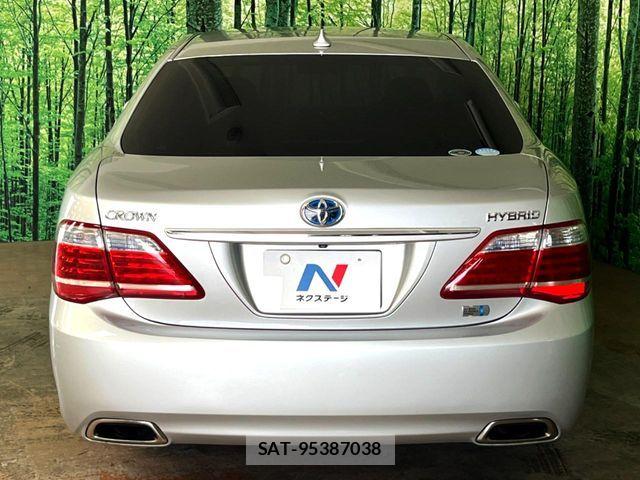 Toyota CROWN SEDAN 2010-05 7357326-9