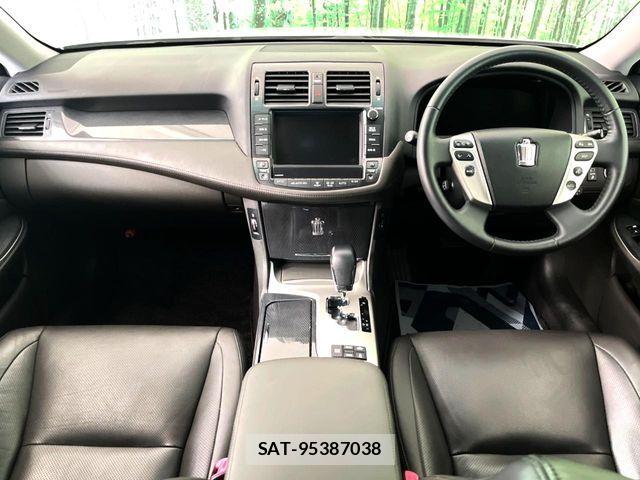 Toyota CROWN SEDAN 2010-05 7357326-1