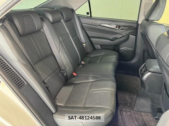 Toyota CROWN SEDAN 2013-03 7357325-9