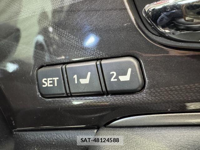 Toyota CROWN SEDAN 2013-03 7357325-24