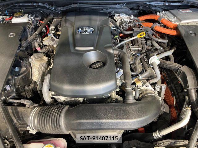 Toyota CROWN SEDAN 2020-01 7357301-17