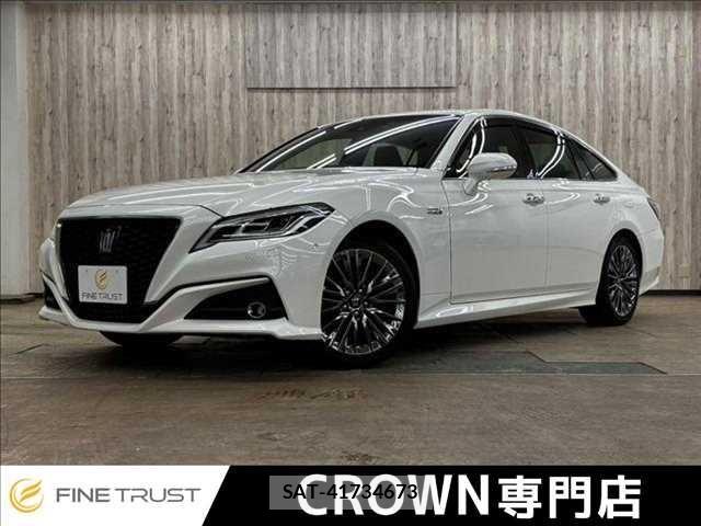 Toyota CROWN SEDAN 2018-11 7357305-0