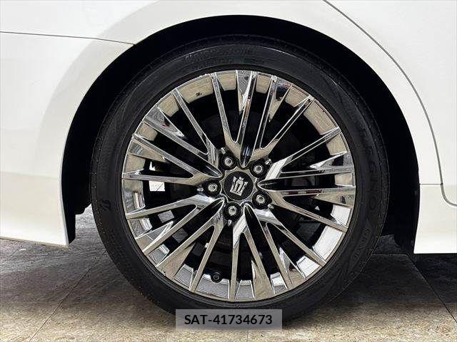 Toyota CROWN SEDAN 2018-11 7357305-26