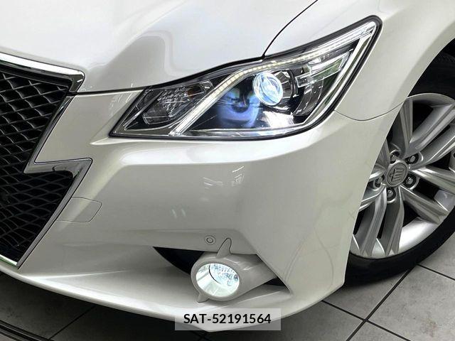 Toyota CROWN SEDAN 2013-02 7391734-10
