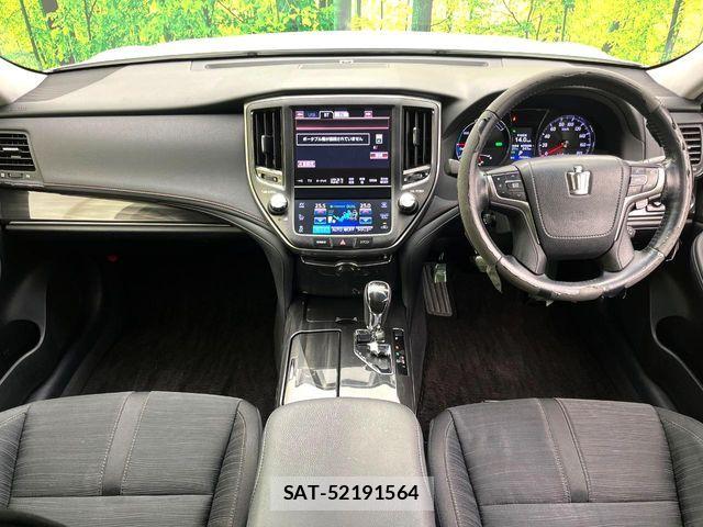 Toyota CROWN SEDAN 2013-02 7391734-1