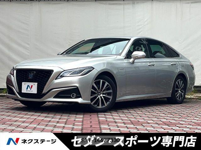 Toyota CROWN SEDAN 2018-10 7391724-0