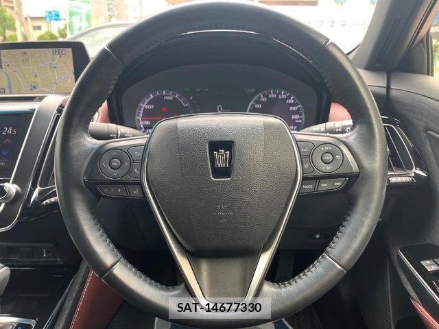 Toyota CROWN SEDAN 2018-10 7391724-10