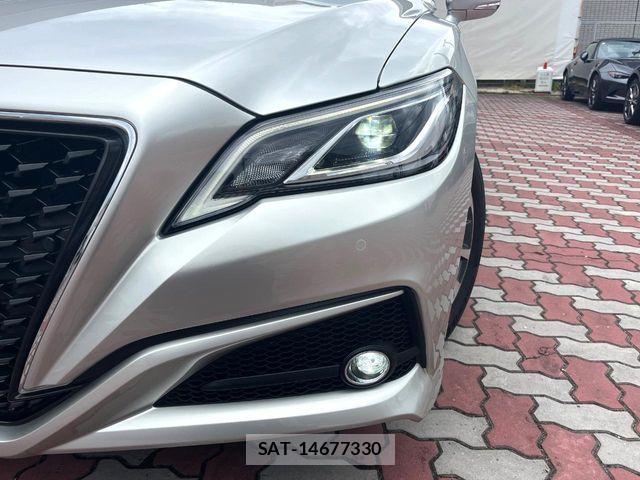 Toyota CROWN SEDAN 2018-10 7391724-11