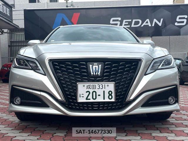 Toyota CROWN SEDAN 2018-10 7391724-13