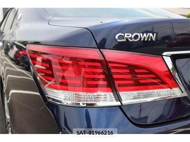 Toyota CROWN SEDAN 2015-11 7391733-20
