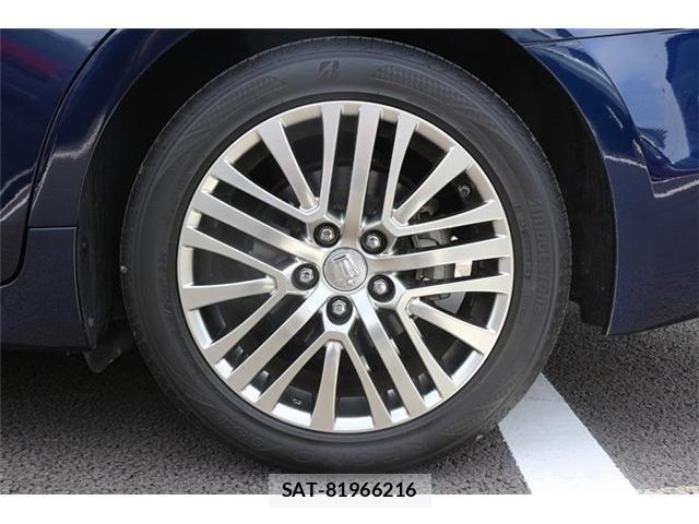 Toyota CROWN SEDAN 2015-11 7391733-25