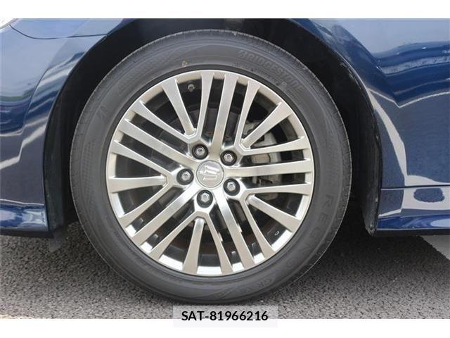 Toyota CROWN SEDAN 2015-11 7391733-26
