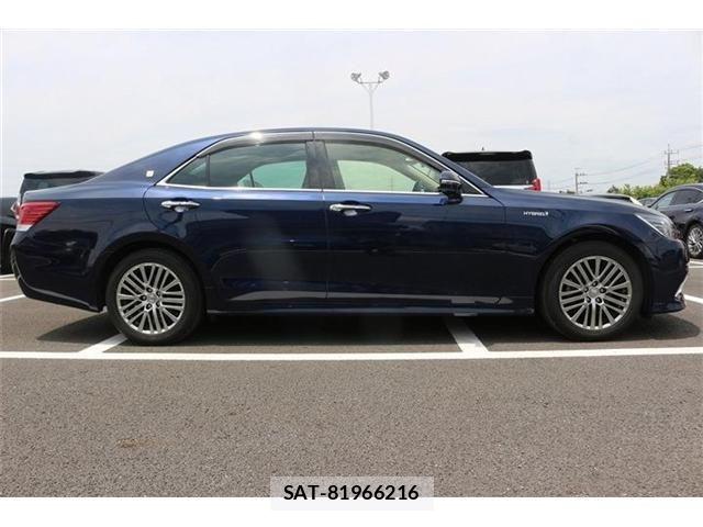 Toyota CROWN SEDAN 2015-11 7391733-7