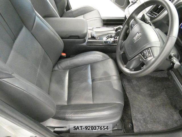 Toyota CROWN SEDAN 2013-05 7391735-12