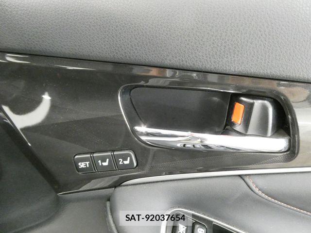 Toyota CROWN SEDAN 2013-05 7391735-14