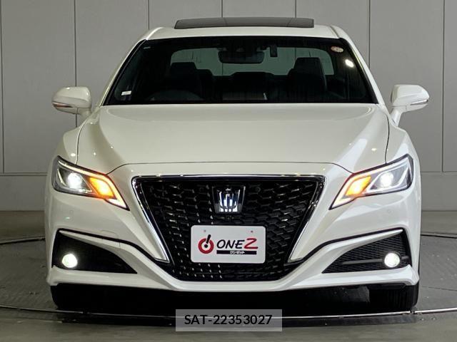 Toyota CROWN SEDAN 2019-03 7391722-24