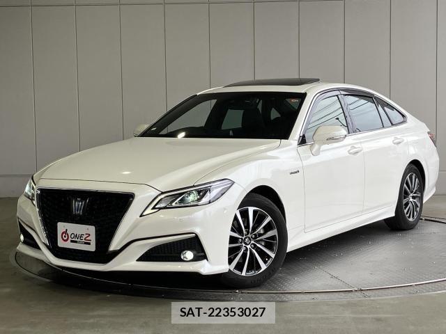 Toyota CROWN SEDAN 2019-03 7391722-25
