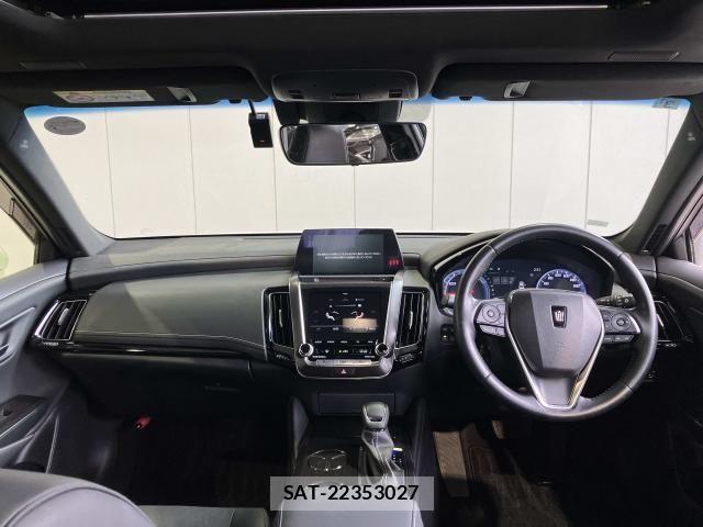 Toyota CROWN SEDAN 2019-03 7391722-5