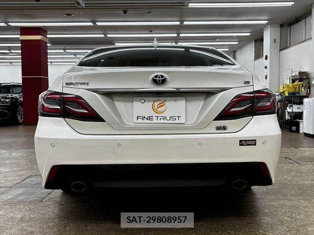 Toyota CROWN SEDAN 2018-11 7391723-16
