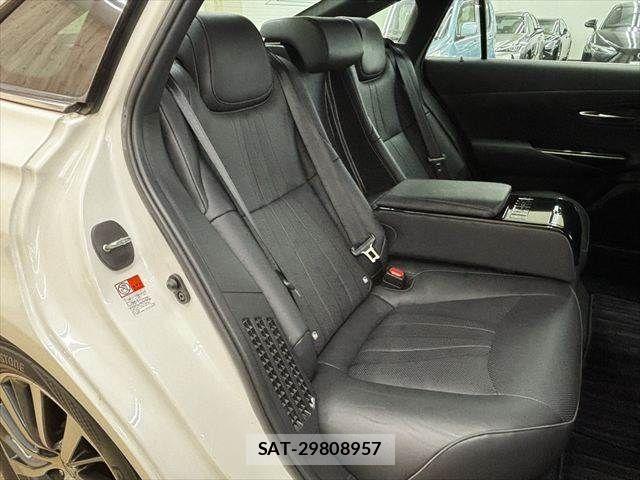 Toyota CROWN SEDAN 2018-11 7391723-7