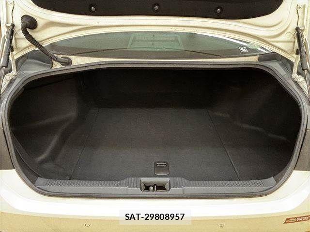 Toyota CROWN SEDAN 2018-11 7391723-8