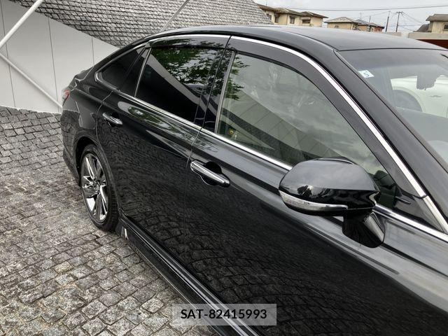 Toyota CROWN SEDAN 2021-05 7391709-3