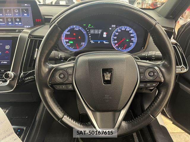 Toyota CROWN SEDAN 2018-12 7391725-9