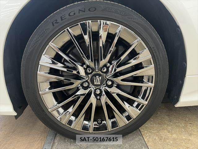 Toyota CROWN SEDAN 2018-12 7391725-12