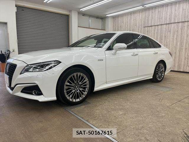 Toyota CROWN SEDAN 2018-12 7391725-20