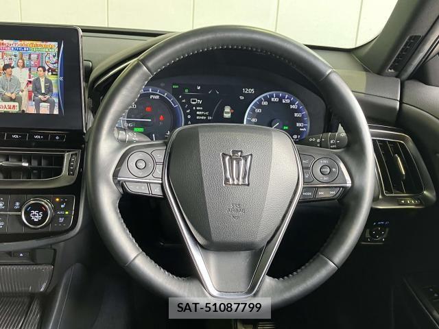 Toyota CROWN SEDAN 2021-02 7391718-12