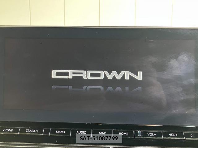 Toyota CROWN SEDAN 2021-02 7391718-6