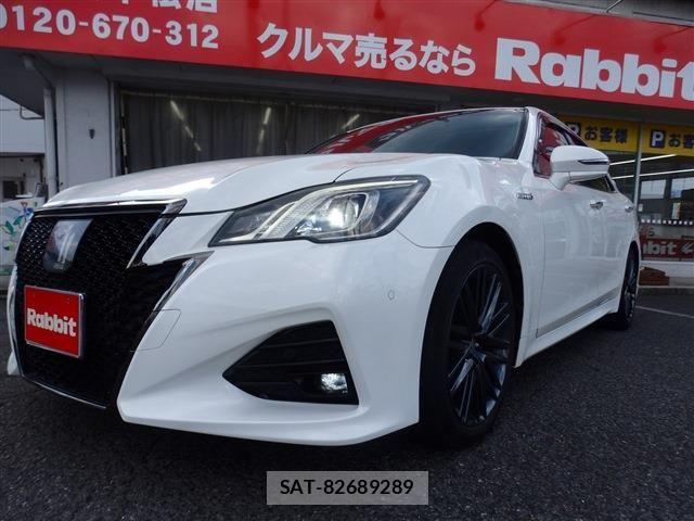 Toyota CROWN SEDAN 2017-09 7391727-11