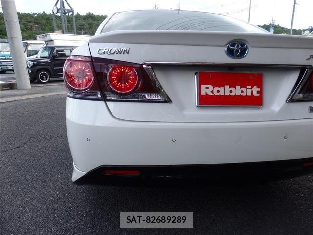 Toyota CROWN SEDAN 2017-09 7391727-12