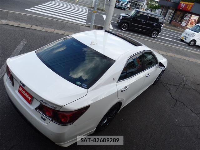 Toyota CROWN SEDAN 2017-09 7391727-7