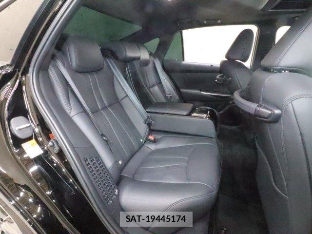Toyota CROWN SEDAN 2021-08 7453664-8