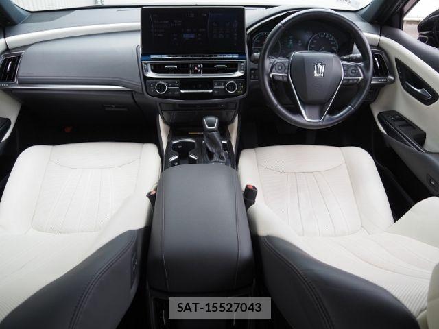 Toyota CROWN SEDAN 2021-03 7453667-10