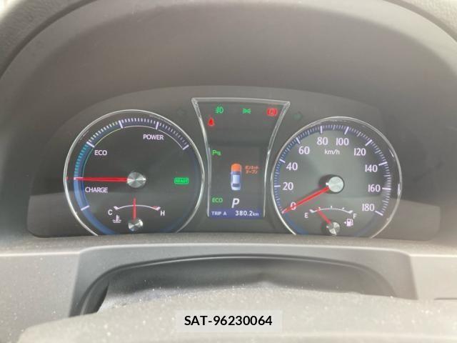 Toyota CROWN SEDAN 2013-09 7453693-17