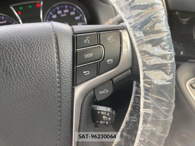Toyota CROWN SEDAN 2013-09 7453693-20