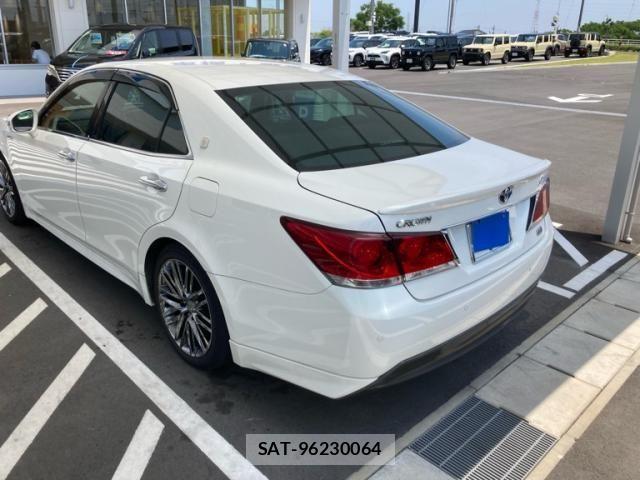 Toyota CROWN SEDAN 2013-09 7453693-3