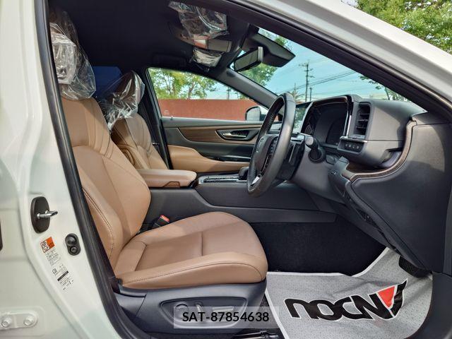 Toyota CROWN SEDAN 2024-02 7453662-9