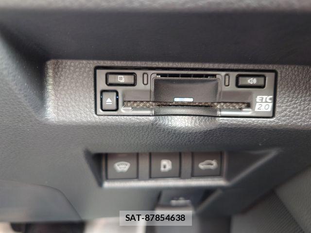 Toyota CROWN SEDAN 2024-02 7453662-20